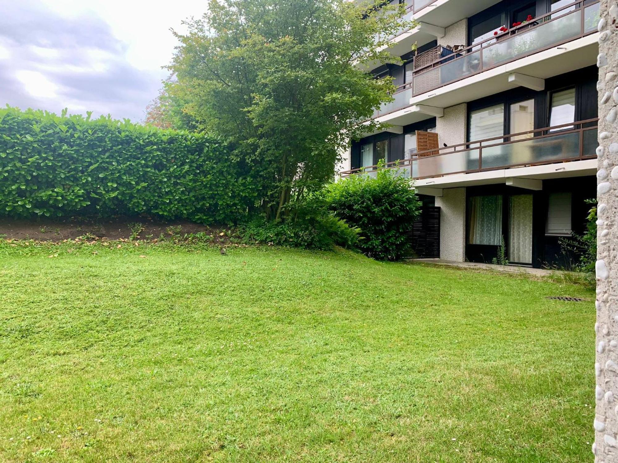 Tt Living Apartment Luebeck I Souterrain Wohnung Mit Terrasse I Naehe Hbf I Kostenlos Parken Esterno foto